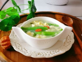 16、丝瓜蛋汤,盛出食用 非常好喝的早餐汤