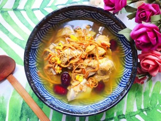 26、虫草花排骨汤,成品图