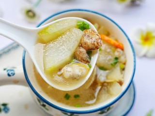 15、冬瓜花蛤汤,全家都喜欢。