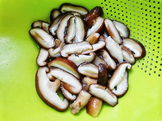 5、冬瓜鸡蛋汤,捞出备用。