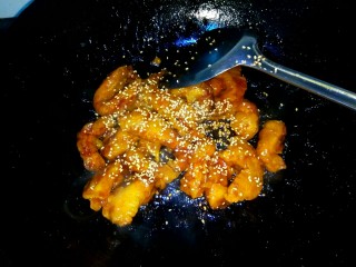 16、#猪里脊#  糖醋里脊,撒上适量熟芝麻