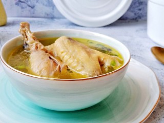 11、香菇土鸡汤,快来尝尝吧！汤鲜味美，营养丰富。