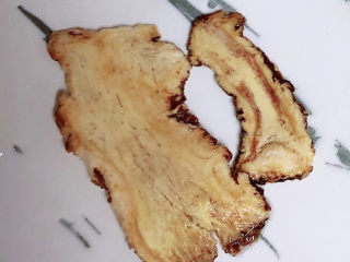 5、桂圆鸡蛋汤,准备些当归。