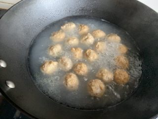 11、菠菜丸子汤,香味出来了☺️