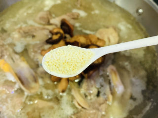 13、老鸭煲,加鸡精