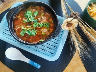 16、砂锅酸汤肥牛,看起来就很有食欲