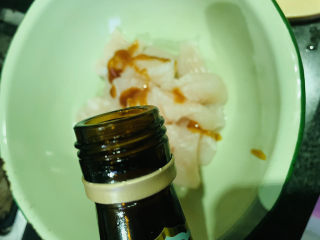 5、酸汤龙利鱼,加料酒