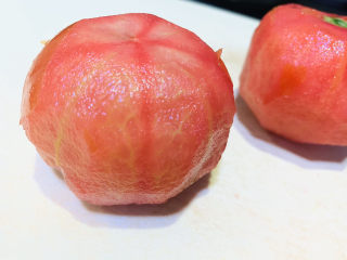 10、酸汤龙利鱼,去皮；