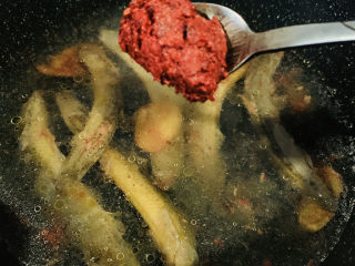 12、泥鳅炖豆腐,加点红糟；