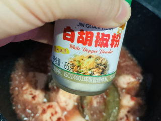 16、泥鳅炖豆腐,加白胡椒粉；