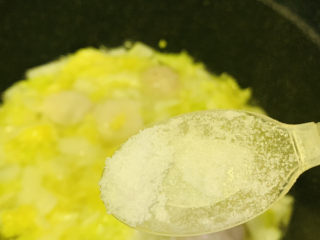 15、白菜丸子汤,加盐