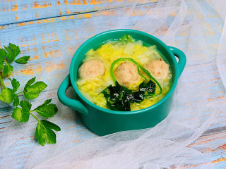 19、白菜丸子汤,白菜丸子汤，成品图