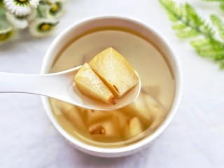 15、止咳化痰清热润肺的罗汉果雪梨汤,一家人都可以喝哦。