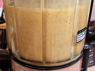 12、红枣银耳莲子汤,大约30分钟银耳汤就做好了。