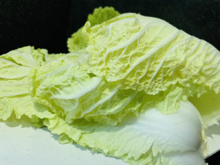 3、白菜炖豆腐,白菜拔下