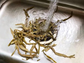 9、三鲜汤,洗干净