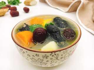 20、乌鸡汤,成品图