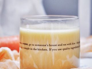 4、百变水果—完美代餐=水果+燕麦+酸奶,木瓜燕麦西米露