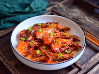 16、油焖大虾,成品图