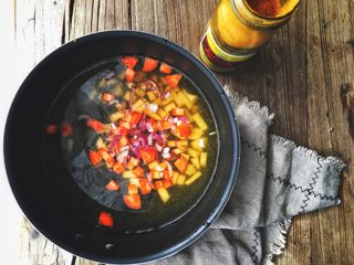 11、减肥福利 无油快手 素咖喱饭,放入洋葱