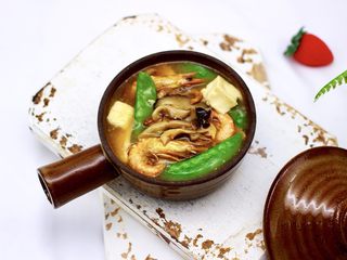 20、六鲜菌菇海鲜豆腐什锦汤,成品一