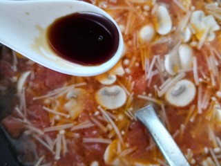 17、三鲜汤,调入生抽