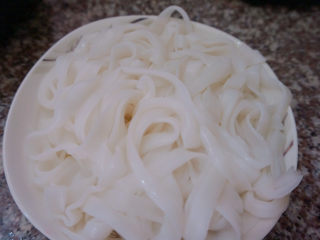 8、猪肚丸子粿条汤,粿条也要清洗干净哦