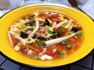 33、白玉菇鸡蛋汤,成品