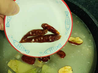 14、牛杂汤,加辣椒