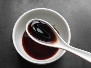 7、鱼香地三鲜,三勺香醋。