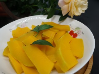 5、南瓜西米露,取出放凉