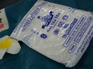 6、南瓜西米露,蒸南瓜时准备西米露