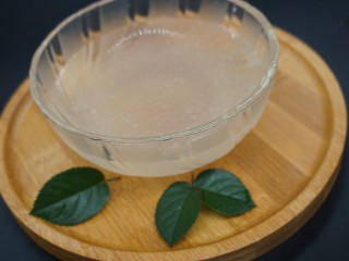 10、南瓜西米露,放到凉白开中备用