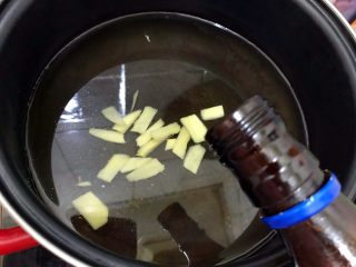 20、春笋五鲜,加少许料酒