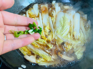 16、大白菜炖粉条,撒葱花