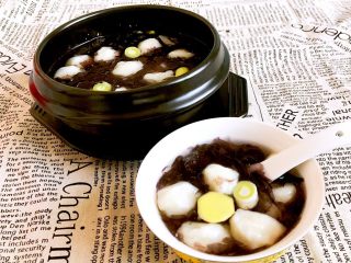 25、砂锅鱼丸紫菜汤,鱼丸Q弹鲜香，味道鲜美~