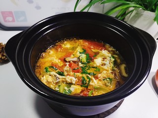 17、西红柿香菇汤,煮好后关火即可