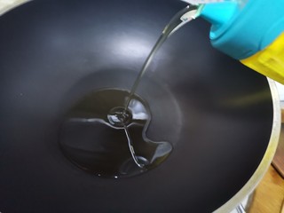 8、羊杂汤,起锅烧油