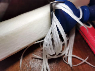 16、萝卜肉丸汤,用刮丝器刮出丝状