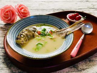 25、鲫鱼汤,成品图