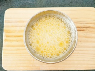 7、水蒸蛋,搅拌均匀