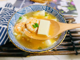 15、虾仁豆腐羹,汤汁浓稠鲜掉眉毛啦????