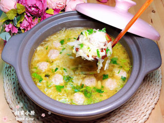 19、白菜丸子汤,香甜爽口，超好吃哦！