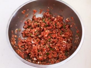 13、温州瘦肉丸,顺着一个方向调匀