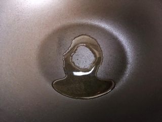 9、裙带菜豆腐鸡蛋羹,起油锅，油不用太多