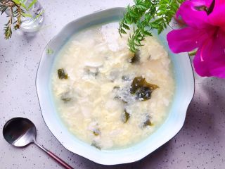 21、裙带菜豆腐鸡蛋羹,成品图