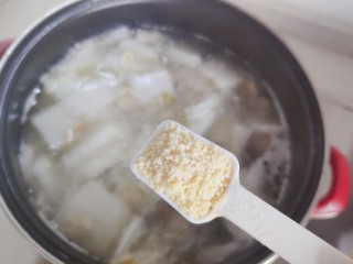 16、排骨冬瓜汤,加一小勺鸡精