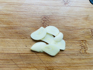 6、白菜豆腐汤,蒜片