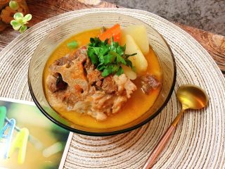 18、牛尾巴汤,好了,可以美美的喝起来喽????