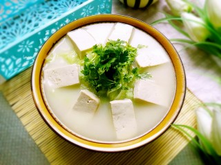 14、白菜豆腐汤,出锅撒上香菜